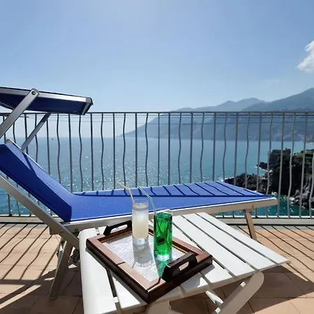 Felicity: Breathtaking View On Mediterranean Sea Apartment Maiori